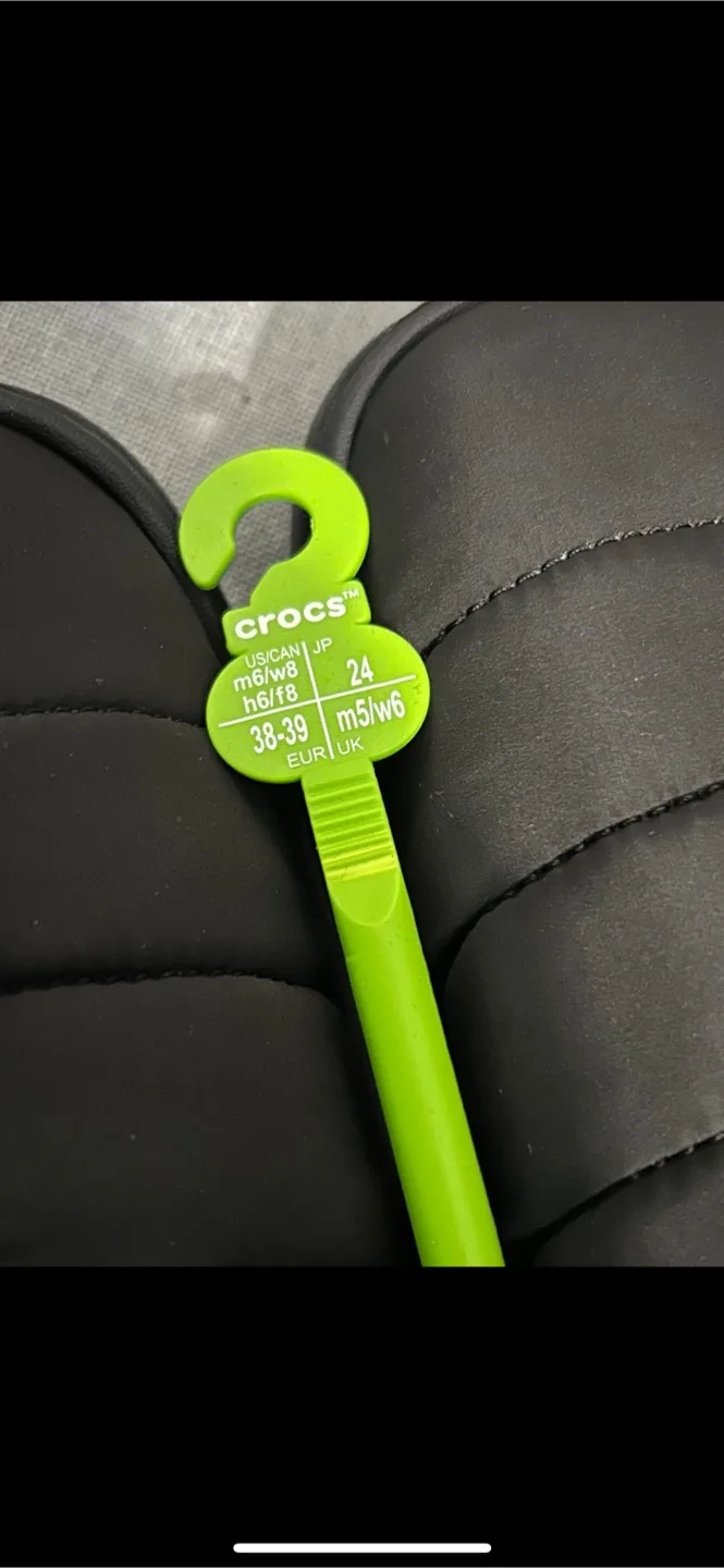 Crocs Classic Puff Moc image indicator(2)