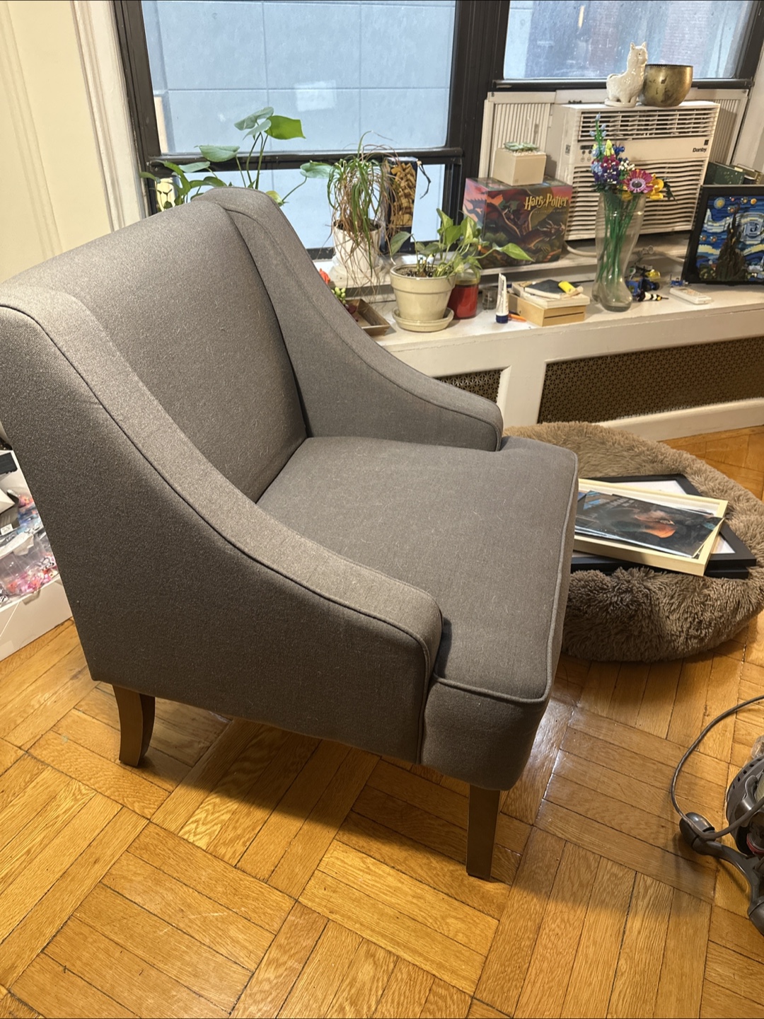 Mid century arm chair