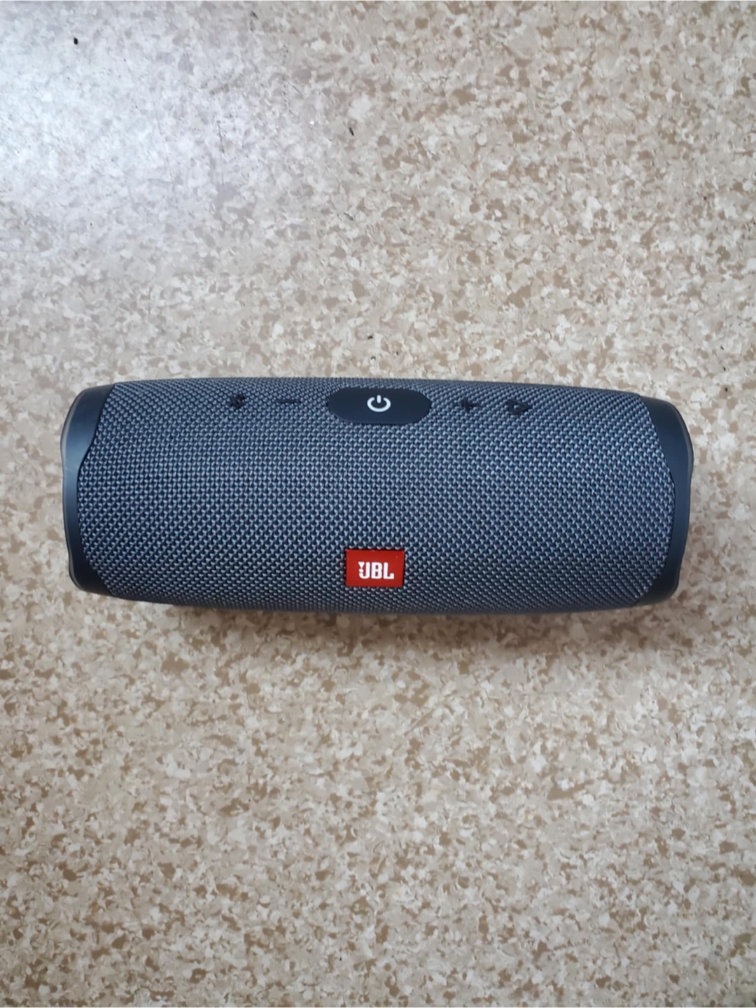 Jbl charge essential 2
