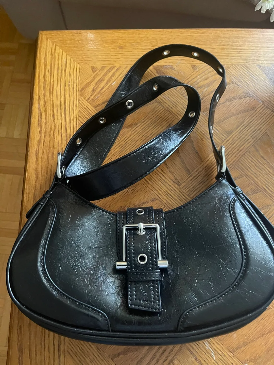 Black Shoulder Bag thumbnail