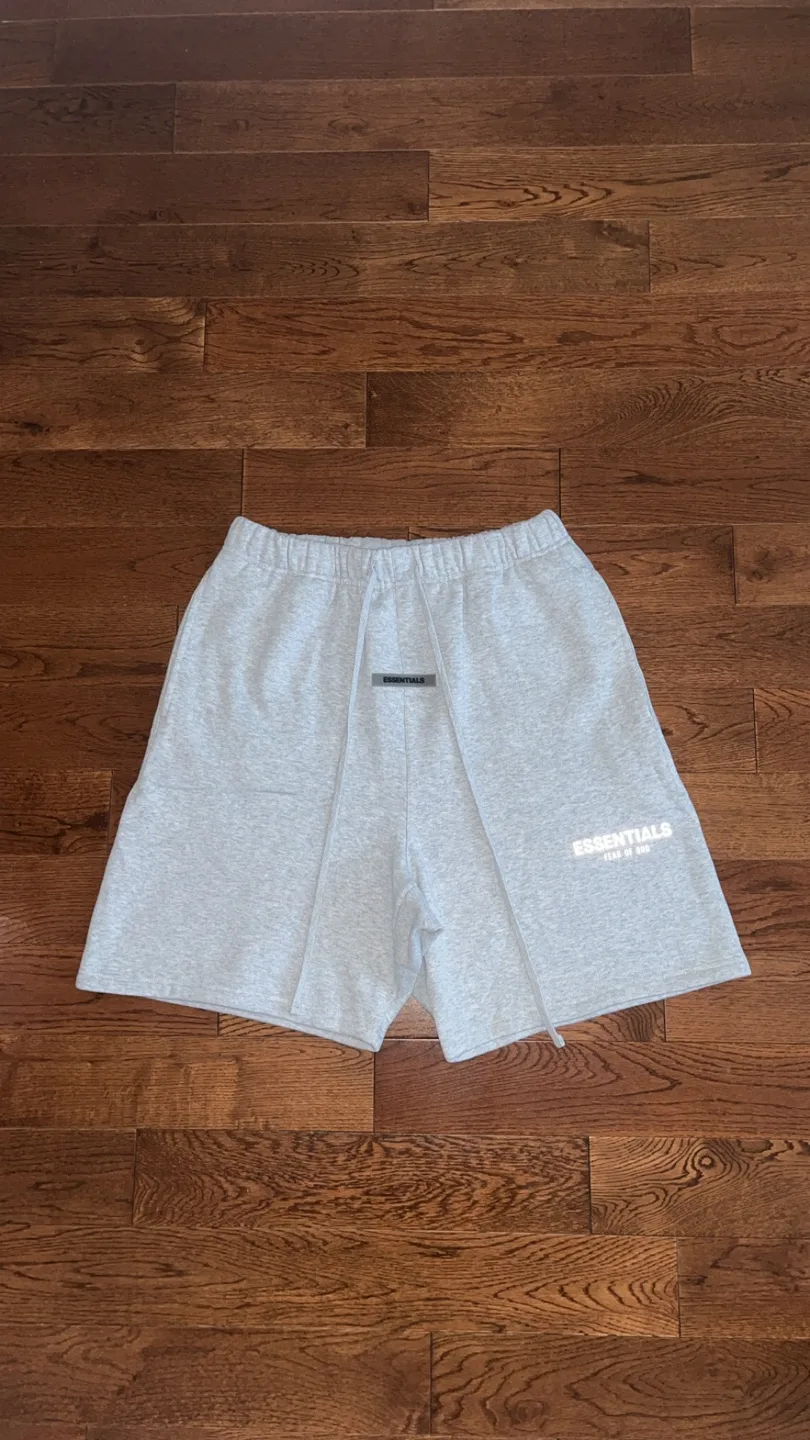 Light Heather Grey Essentials Shorts image indicator(2)