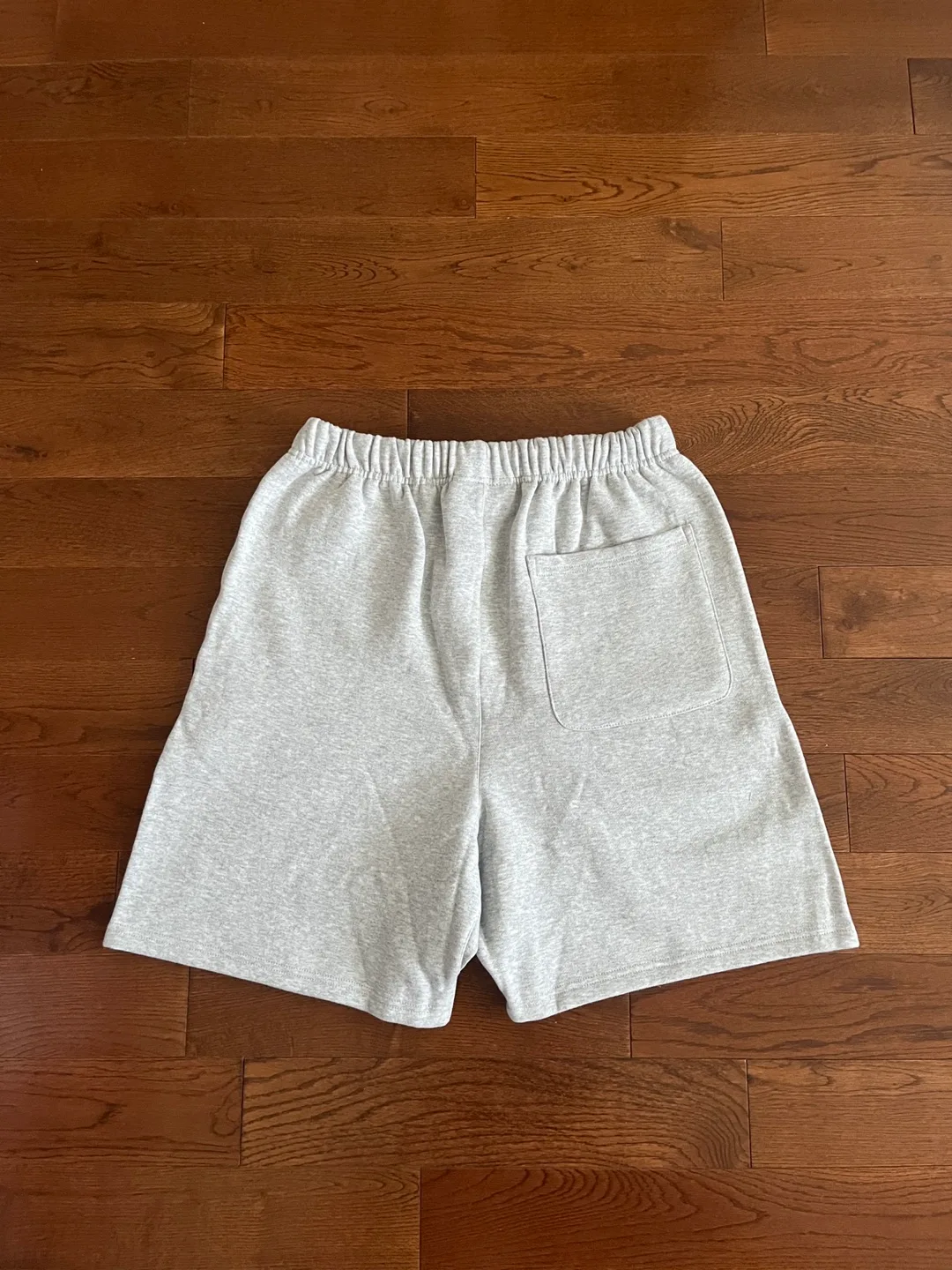 Light Heather Grey Essentials Shorts image indicator(3)