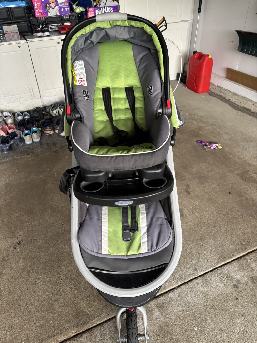 Graco Infant car seat and stroller
