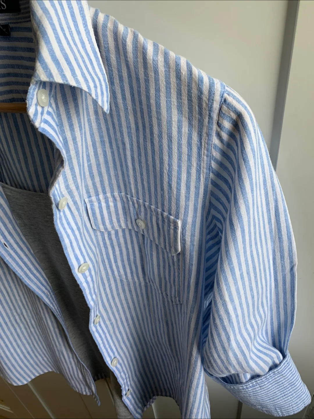 Linen-Cotton Stripe Shirt image indicator(2)