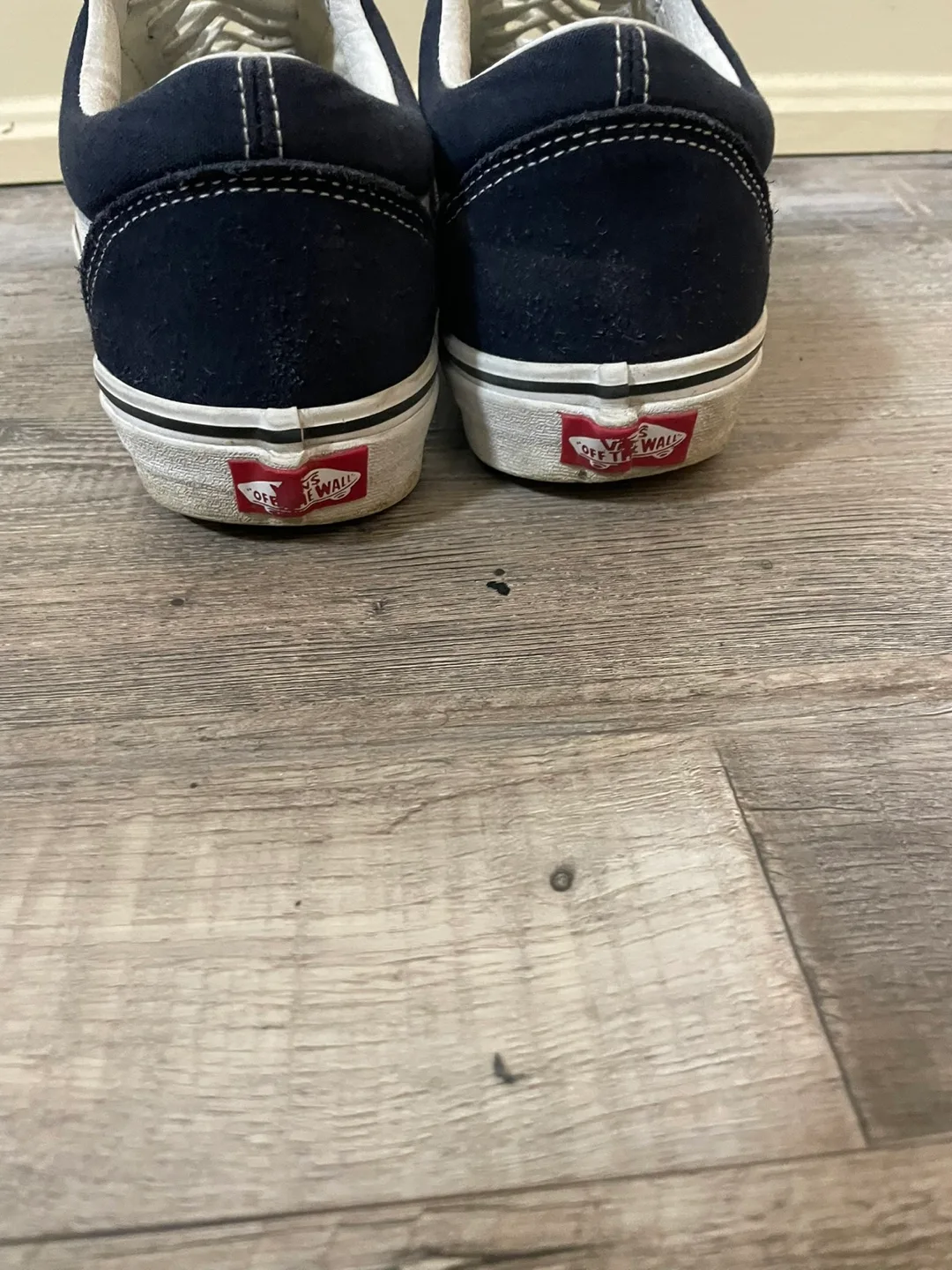 Vans Old Skool Sneakers - Size 9.5 image indicator(4)