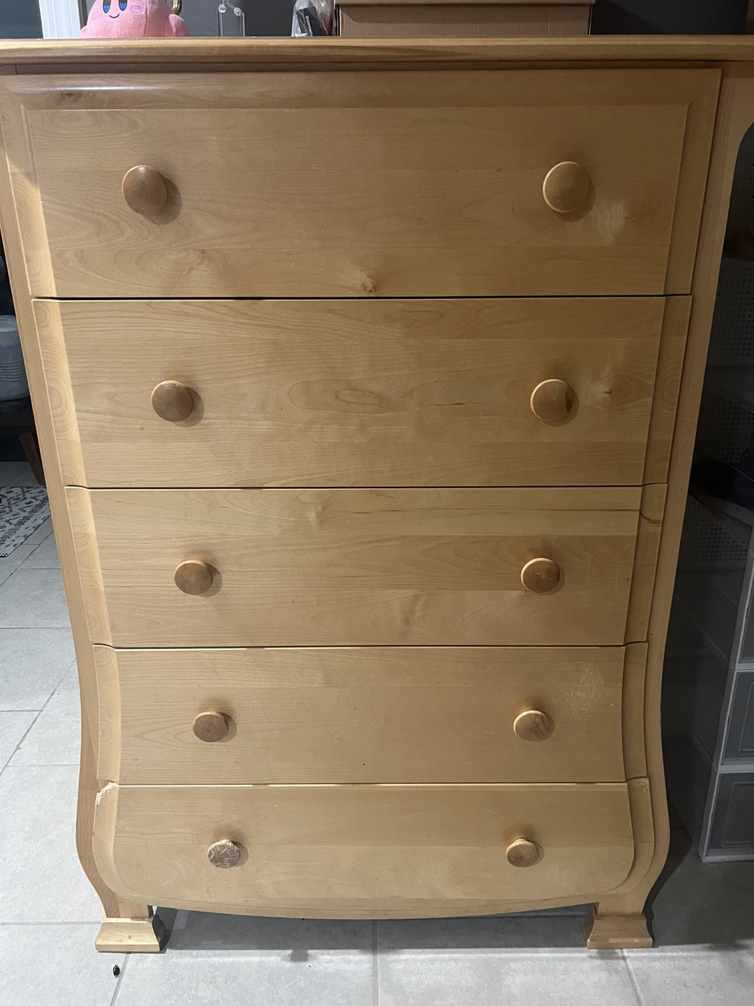 Wooden Dresser with 5 Drawers
