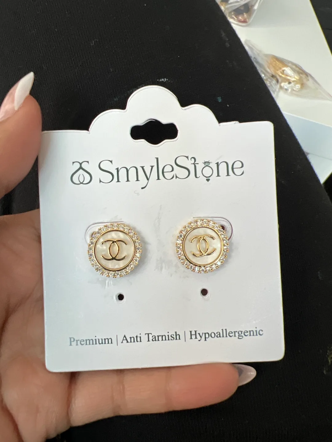 Cha*el Earrings thumbnail