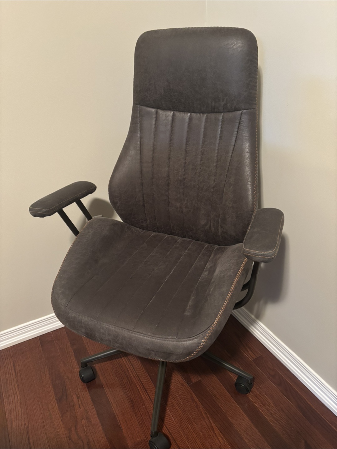 Executive Office Chair