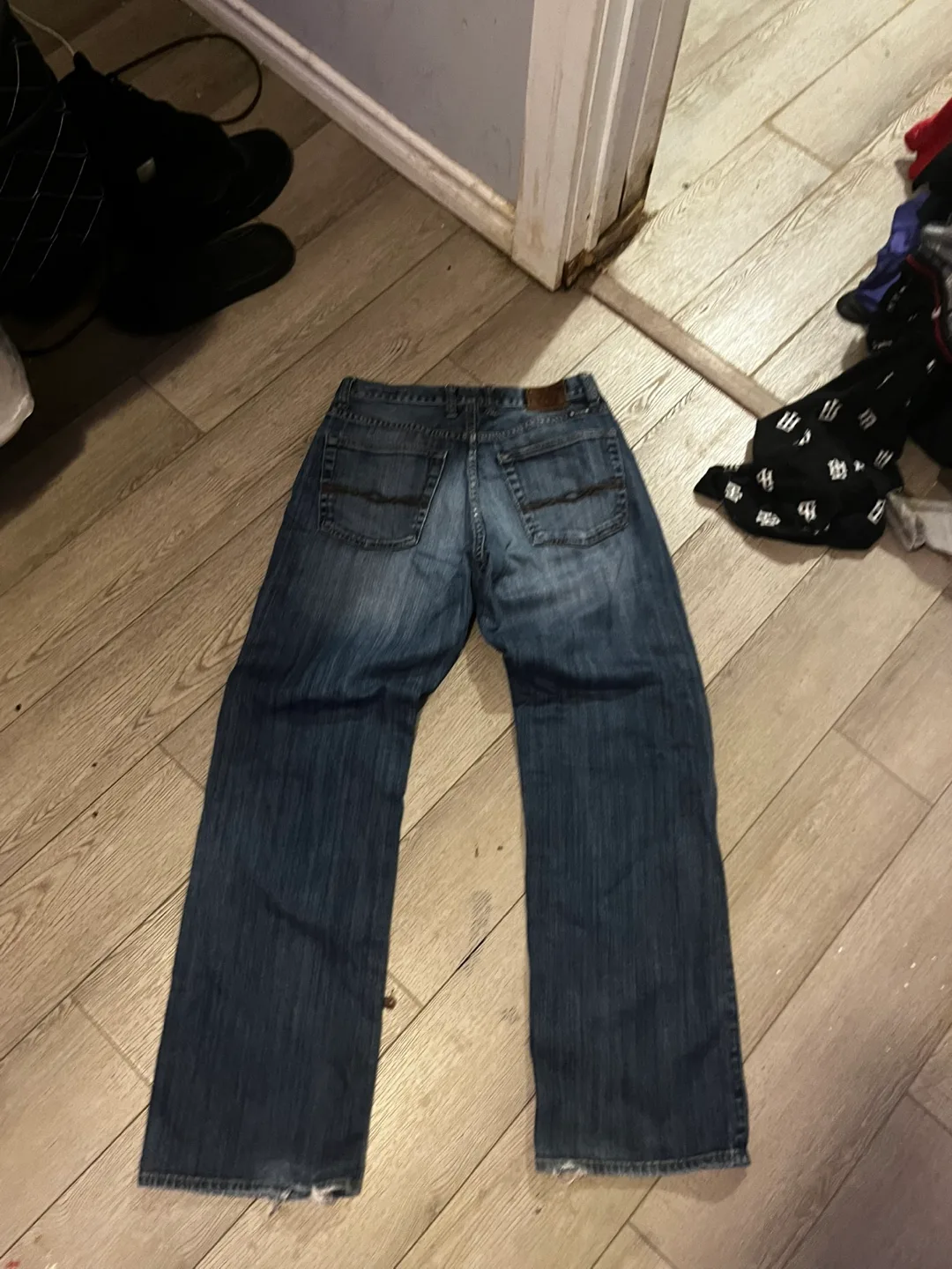 Lucky brand jeans size 31 L 32 image indicator(2)