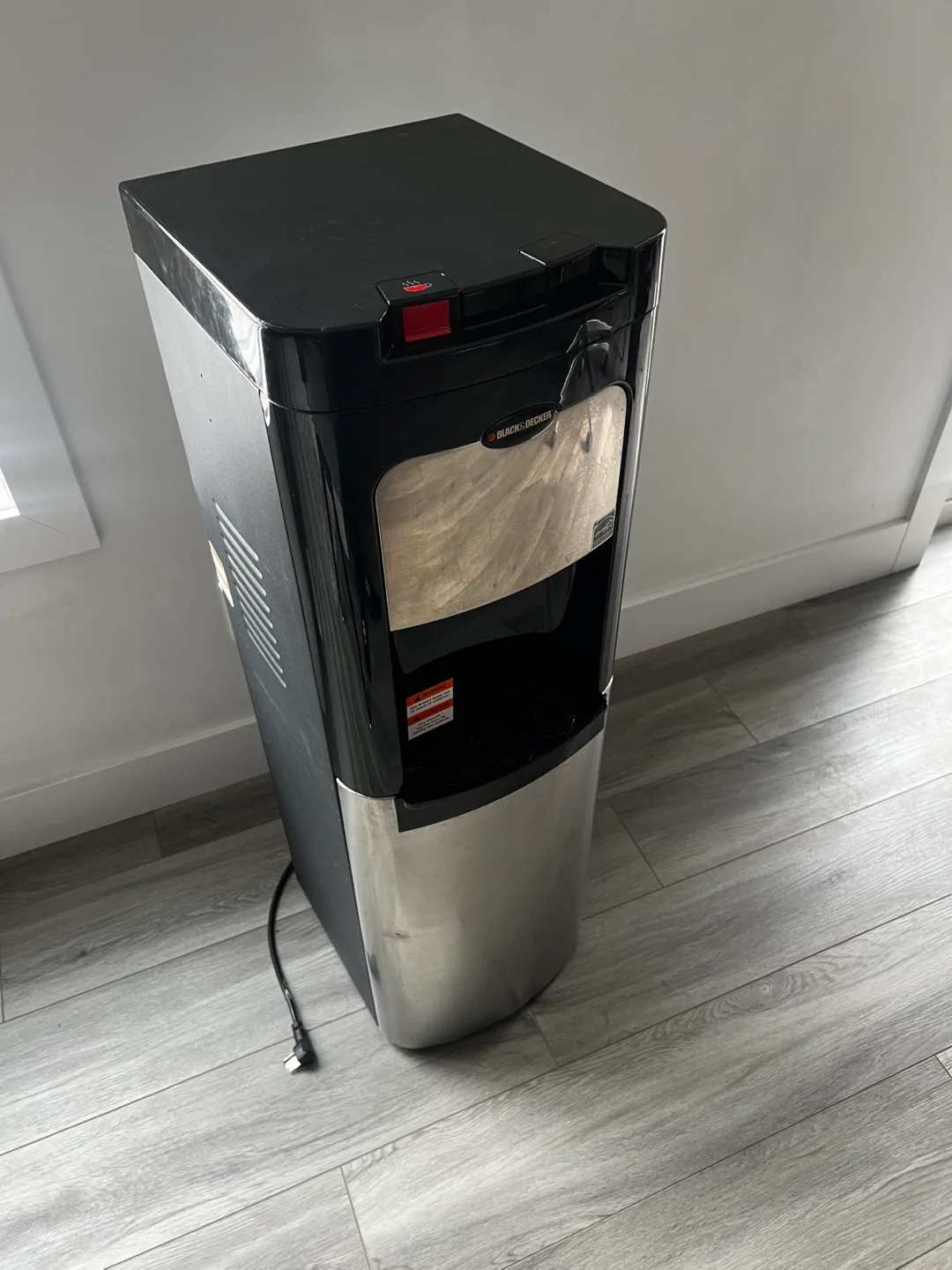 Water Dispenser thumbnail