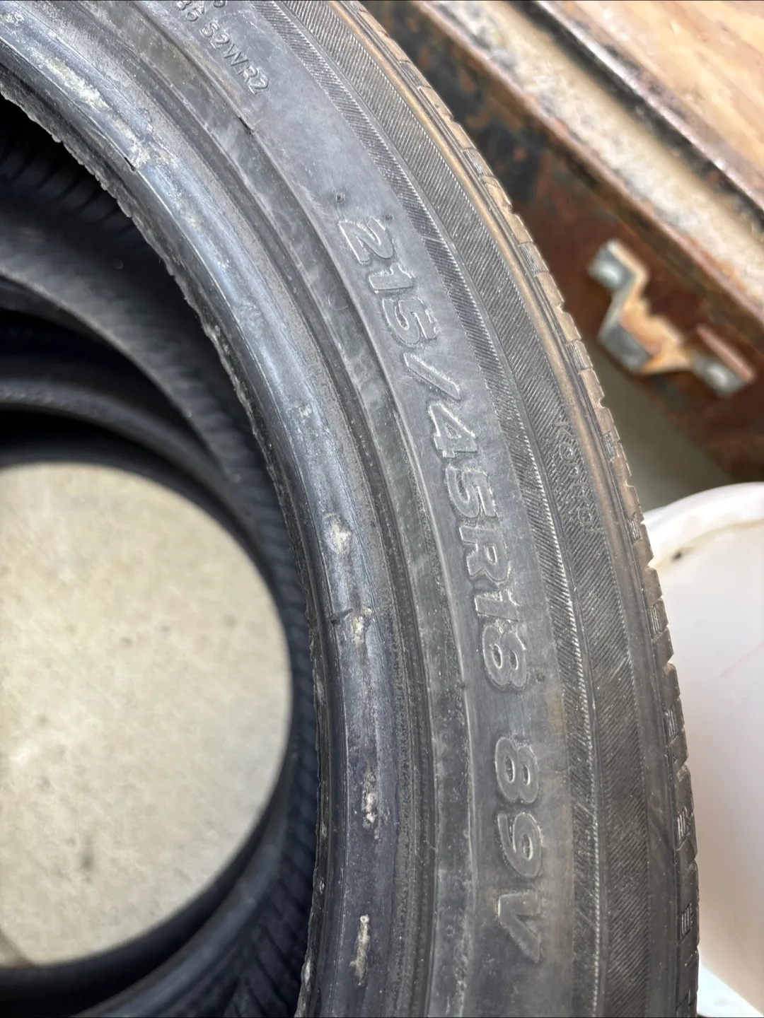 Set of 3 Tires image indicator(2)