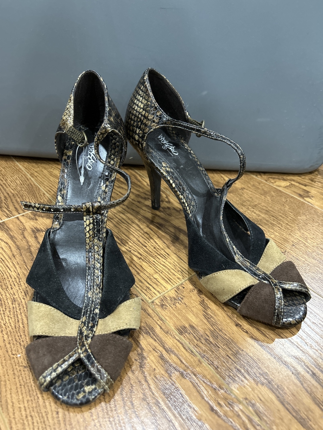 Mossimo Heels