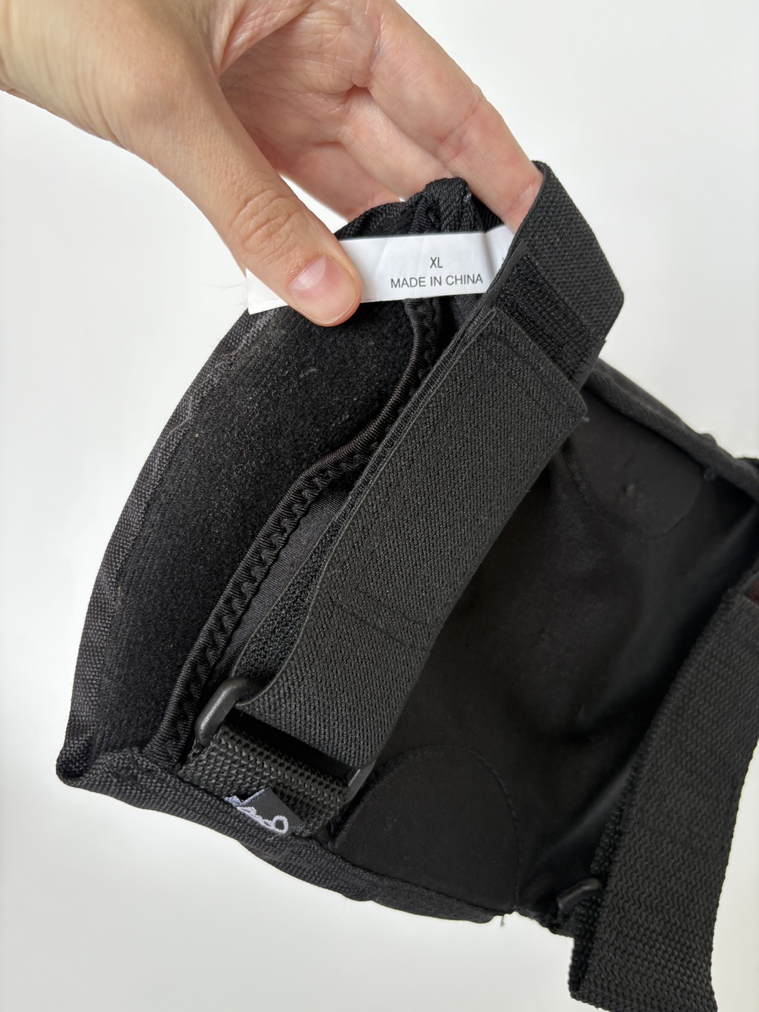 Triple Eight Wrist Guards (M) & Knee Pads (XL) - photo 5
