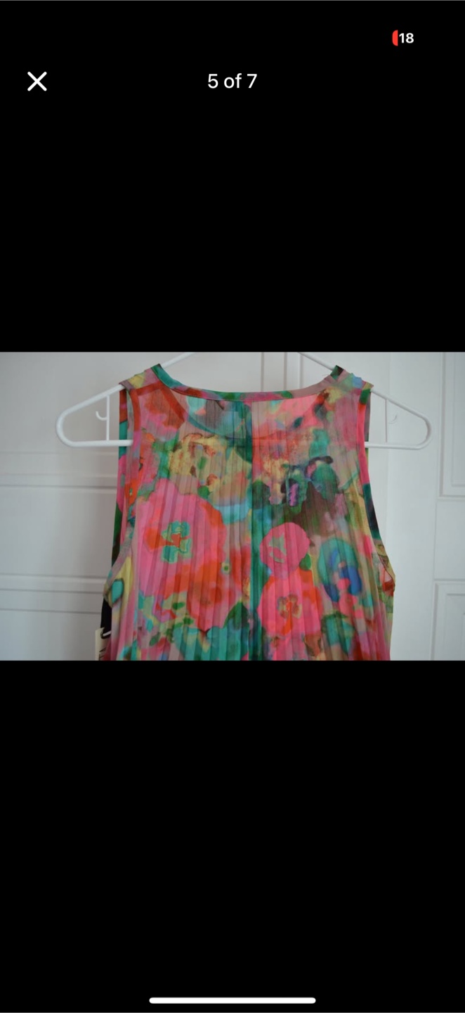 BB Dakota Floral Tank Top. NEW - photo 5