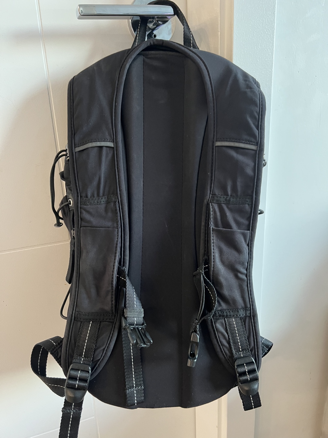 Lululemon Black Backpack - photo 2