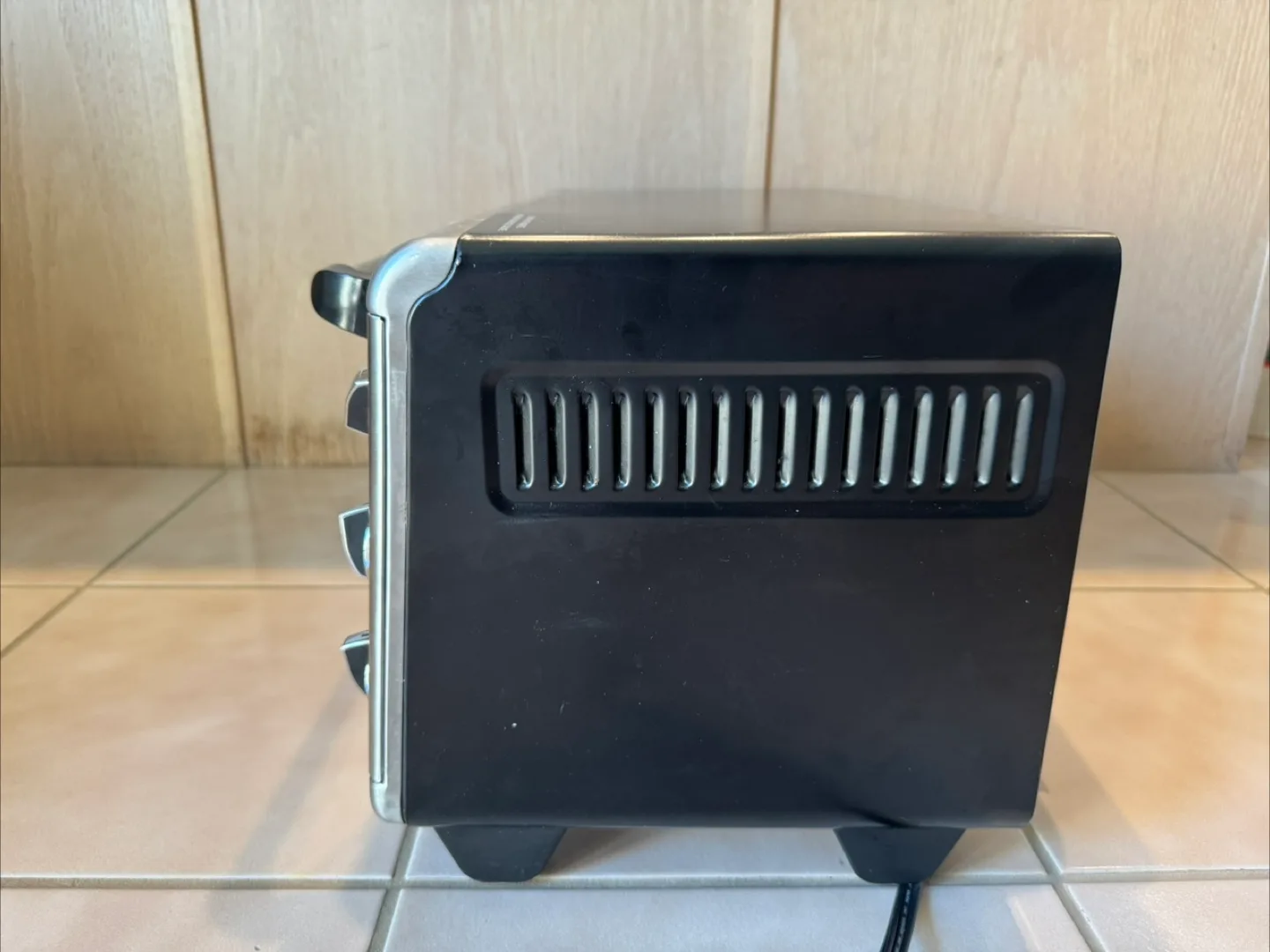 Black+Decker Extra Wide Toaster Oven image indicator(6)