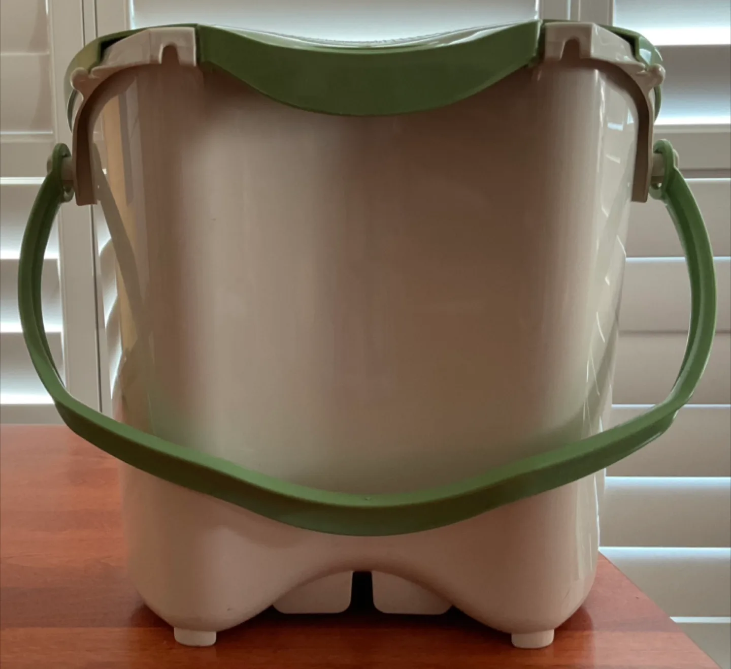 WM Organics Recycling Compost Pail image indicator(2)