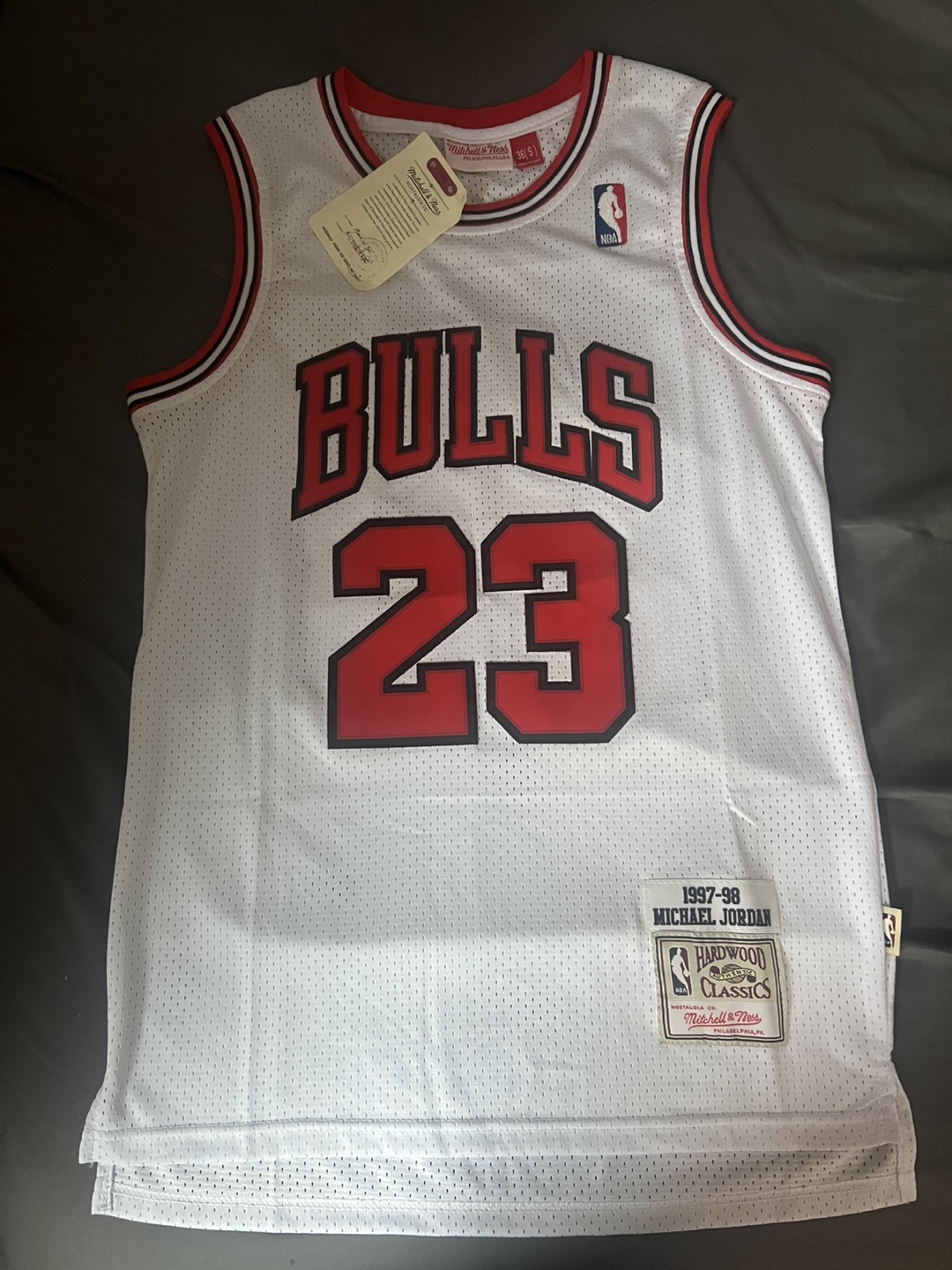 Mitchell & Ness Michael Jordan Chicago Bulls Jersey