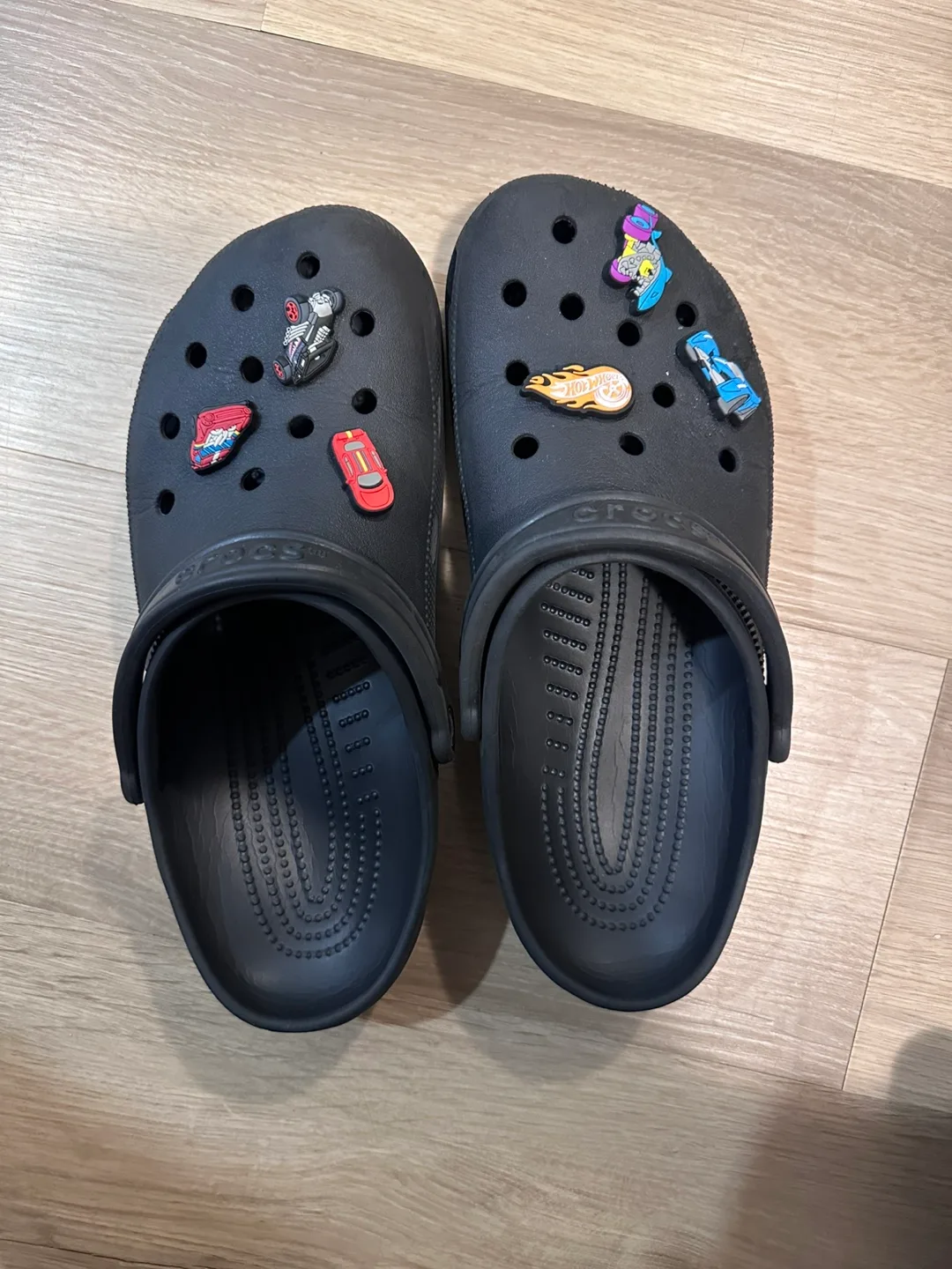 Crocs Clogs - Black with charms thumbnail