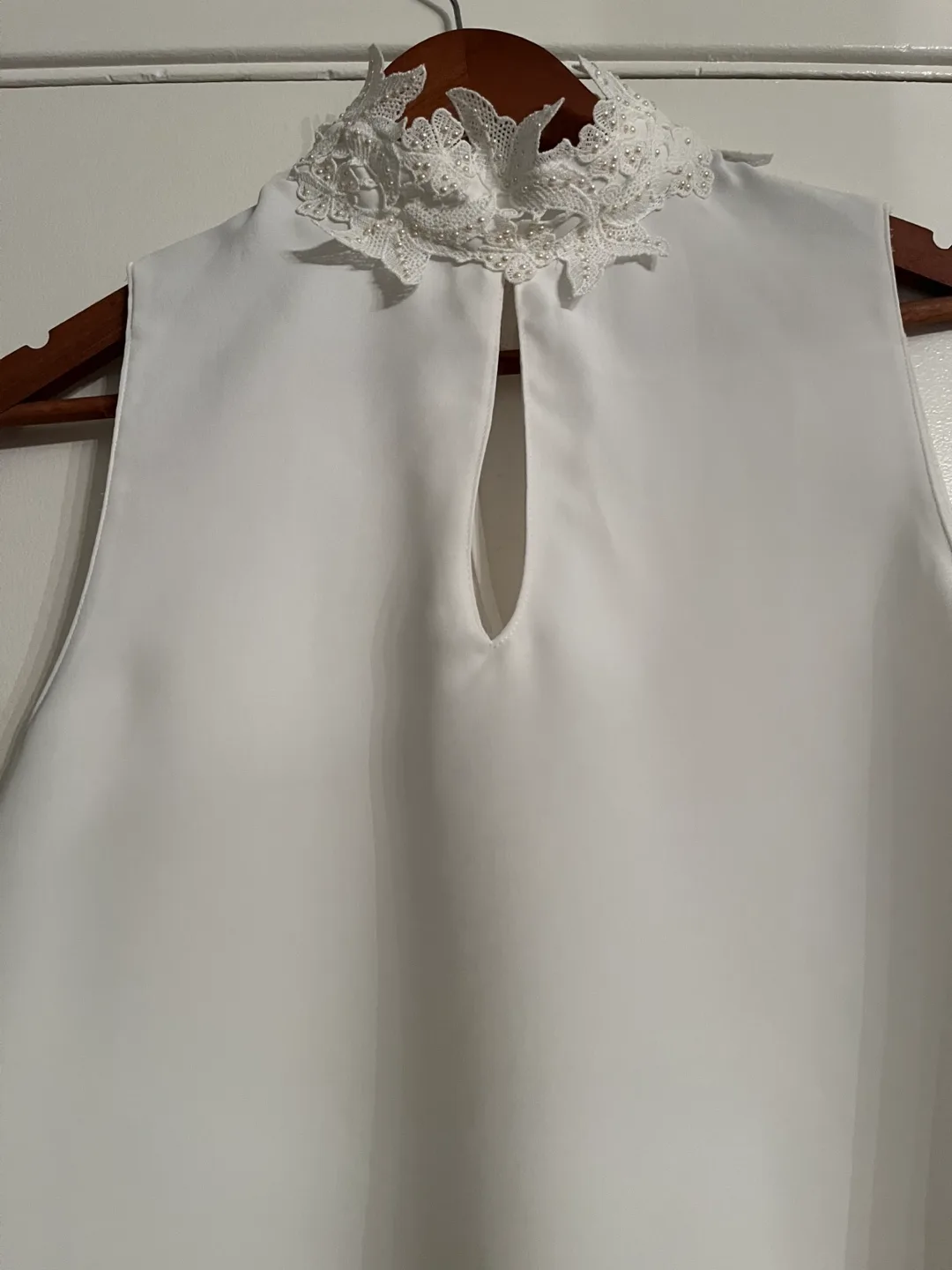 Zara White Lace Collar Blouse image indicator(2)