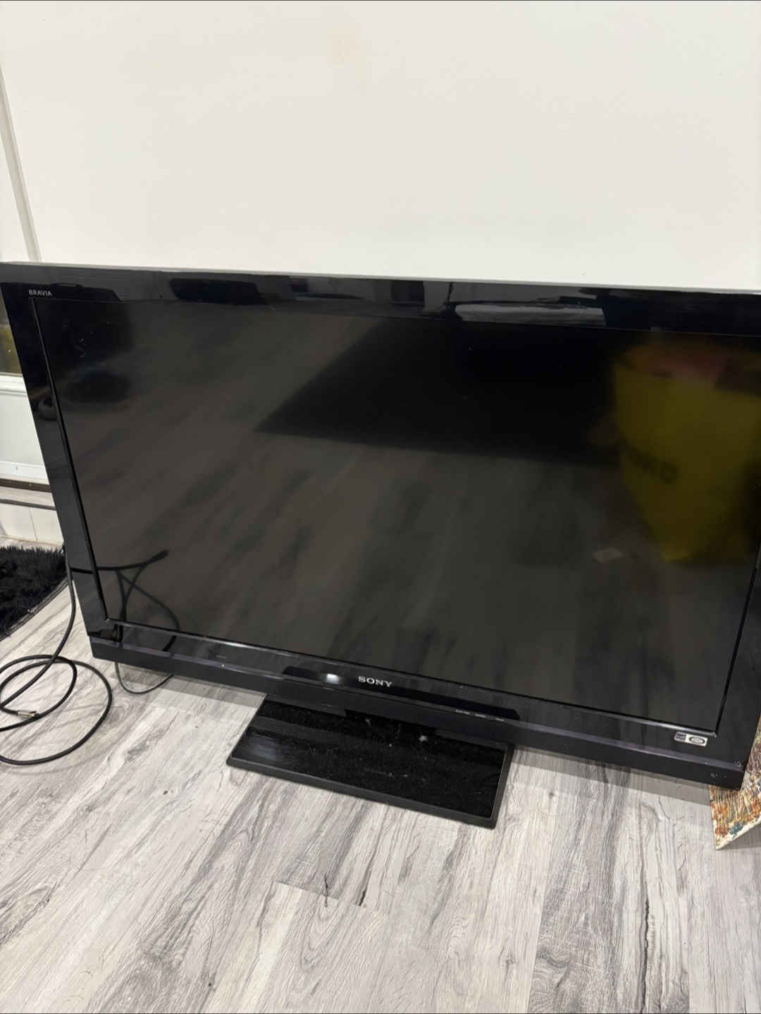 Sony BRAVIA TV - photo 2