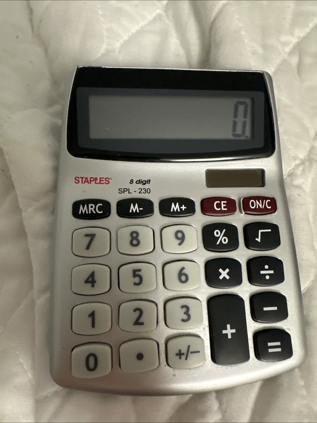 STAPLES 8-Digit Calculator thumbnail