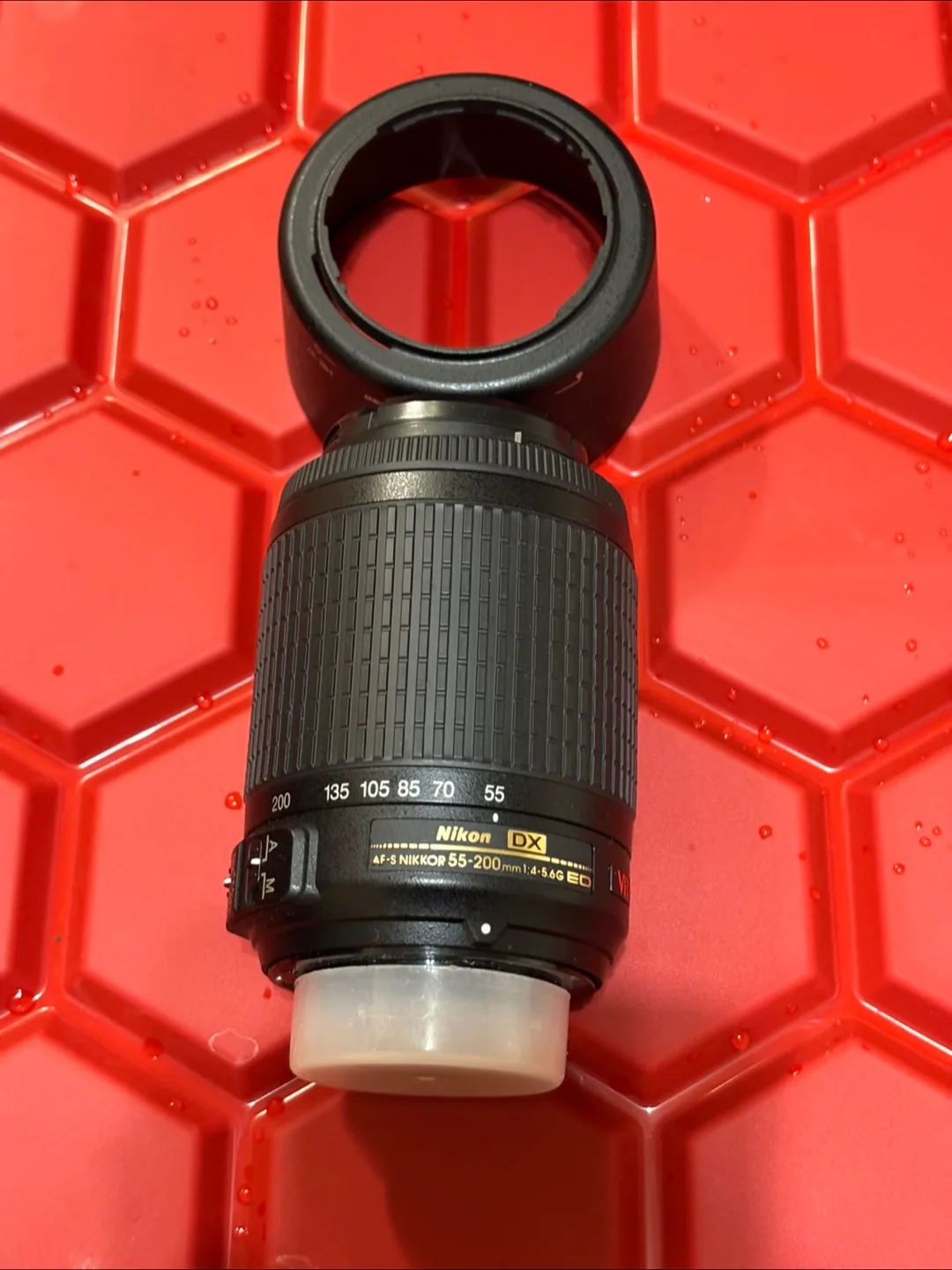 Nikon AF-S DX NIKKOR 55-200mm f/4-5.6G ED VR Zoom Lens thumbnail