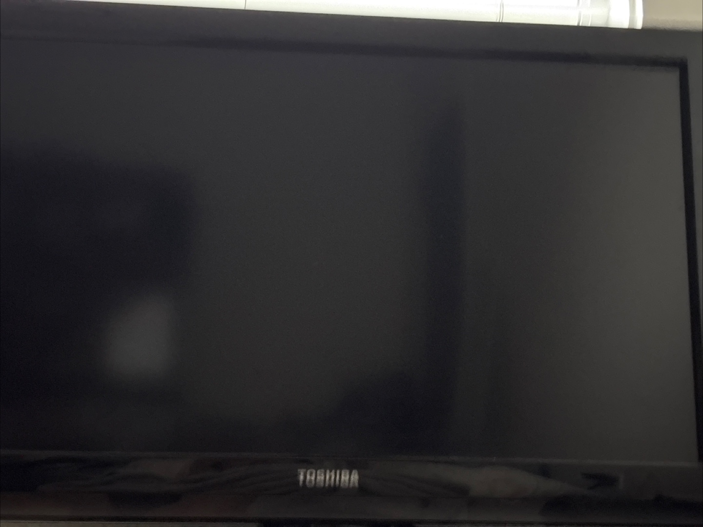 Toshiba LCD TV - photo 2