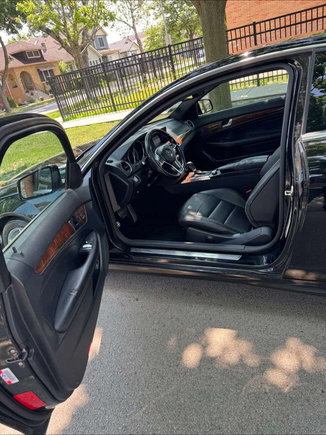 2015 Mercedes-Benz C-Class · C 250 Coupe 2D image indicator(5)