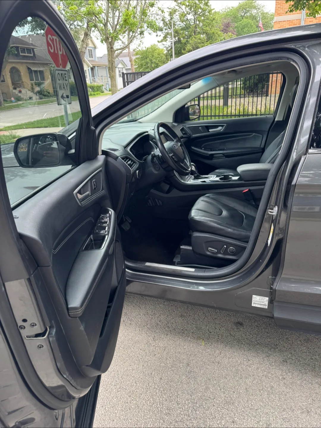 2015 Ford Edge · Titanium Sport Utility 4D image indicator(5)