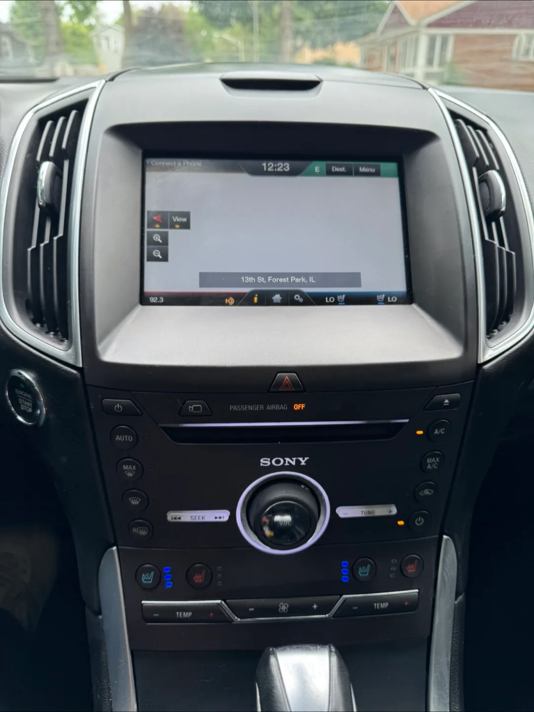 2015 Ford Edge · Titanium Sport Utility 4D image indicator(9)