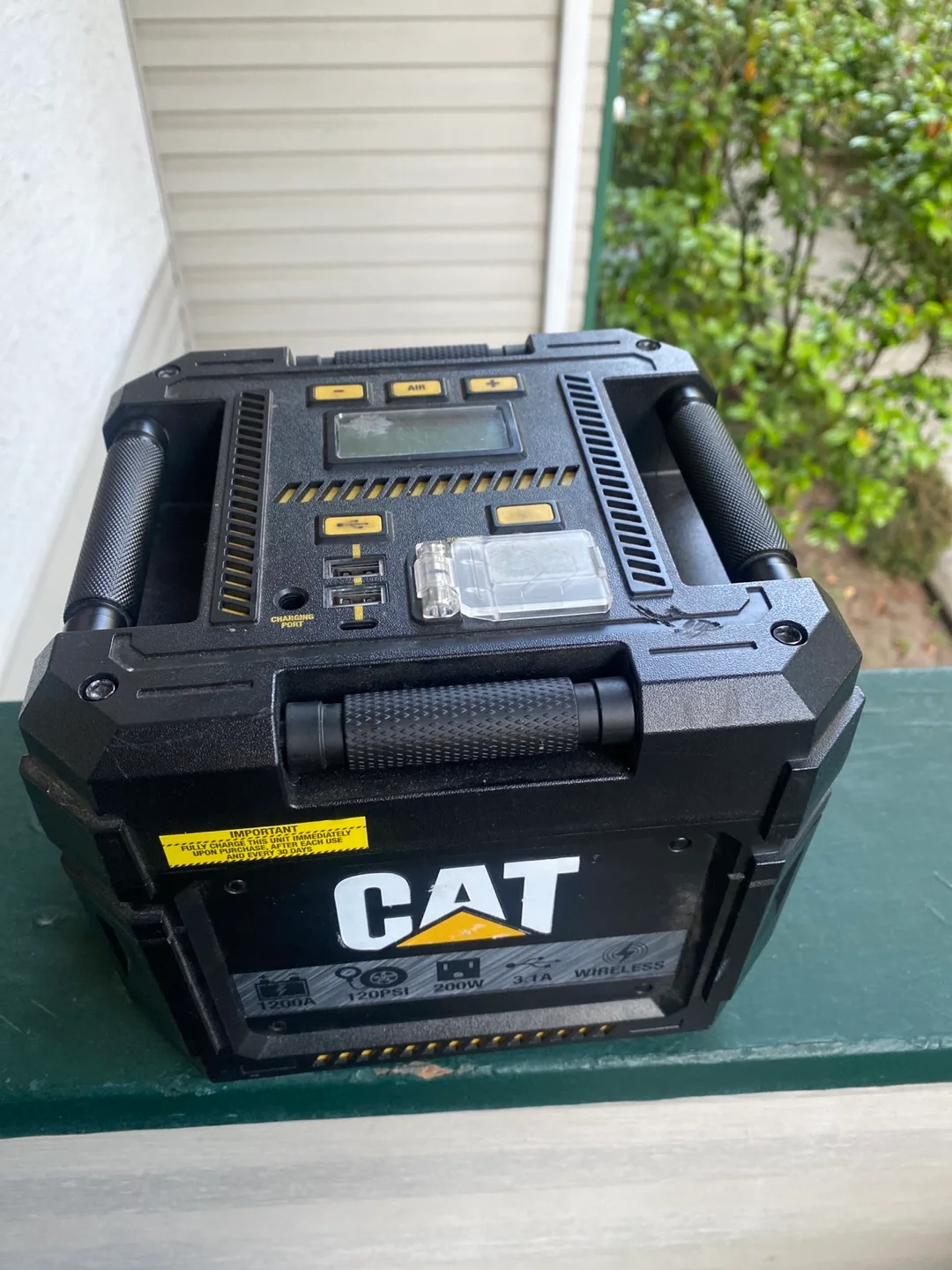CAT Portable Power Station thumbnail