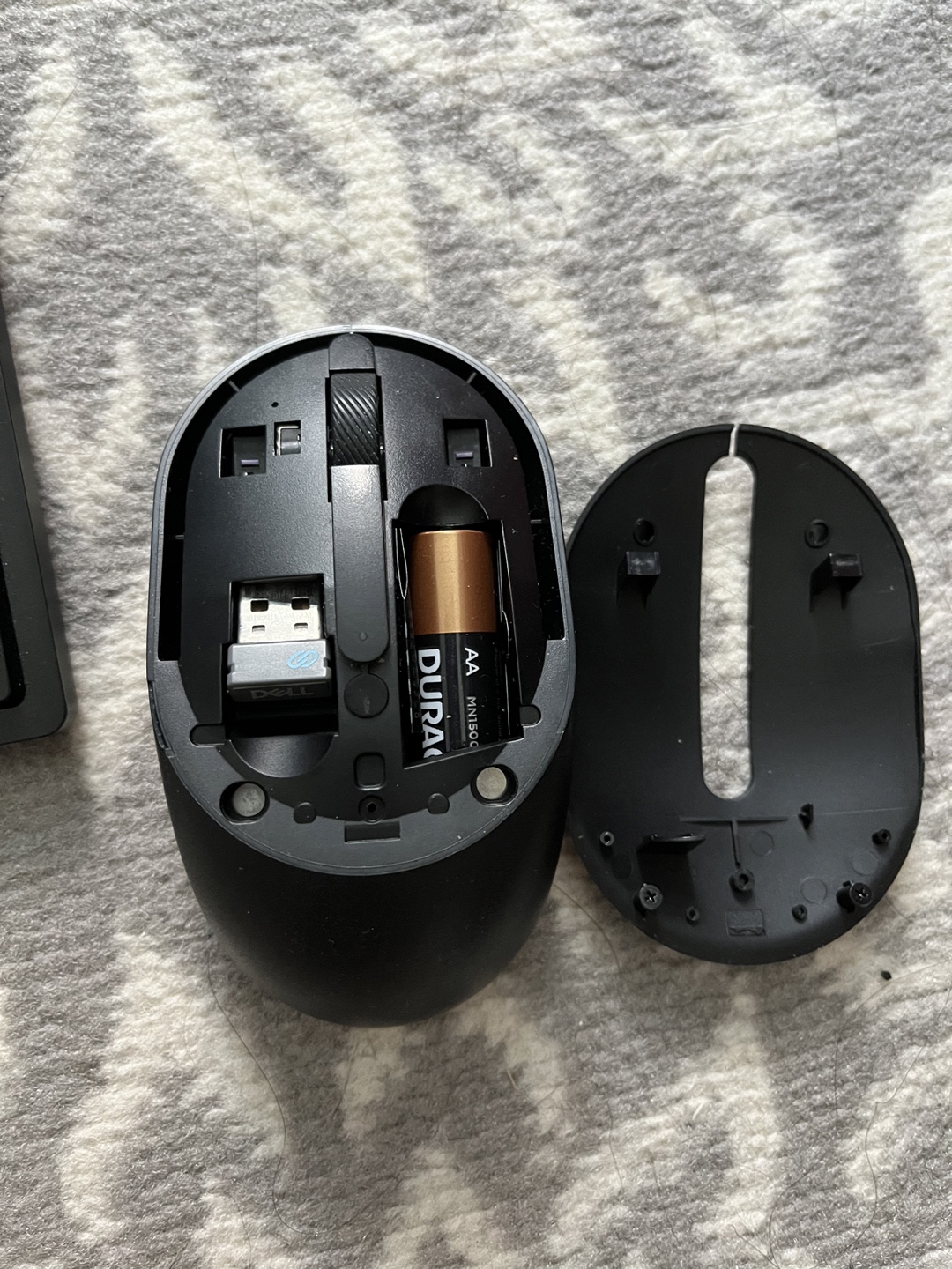 Black Wireless Keyboard and Mouse Set - photo 4