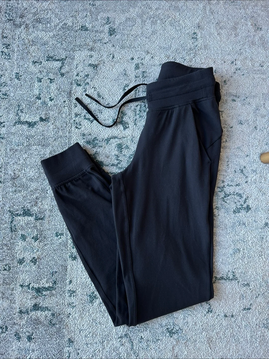 Lululemon: Ready to Rulu Joggers, Size 2 image indicator(2)