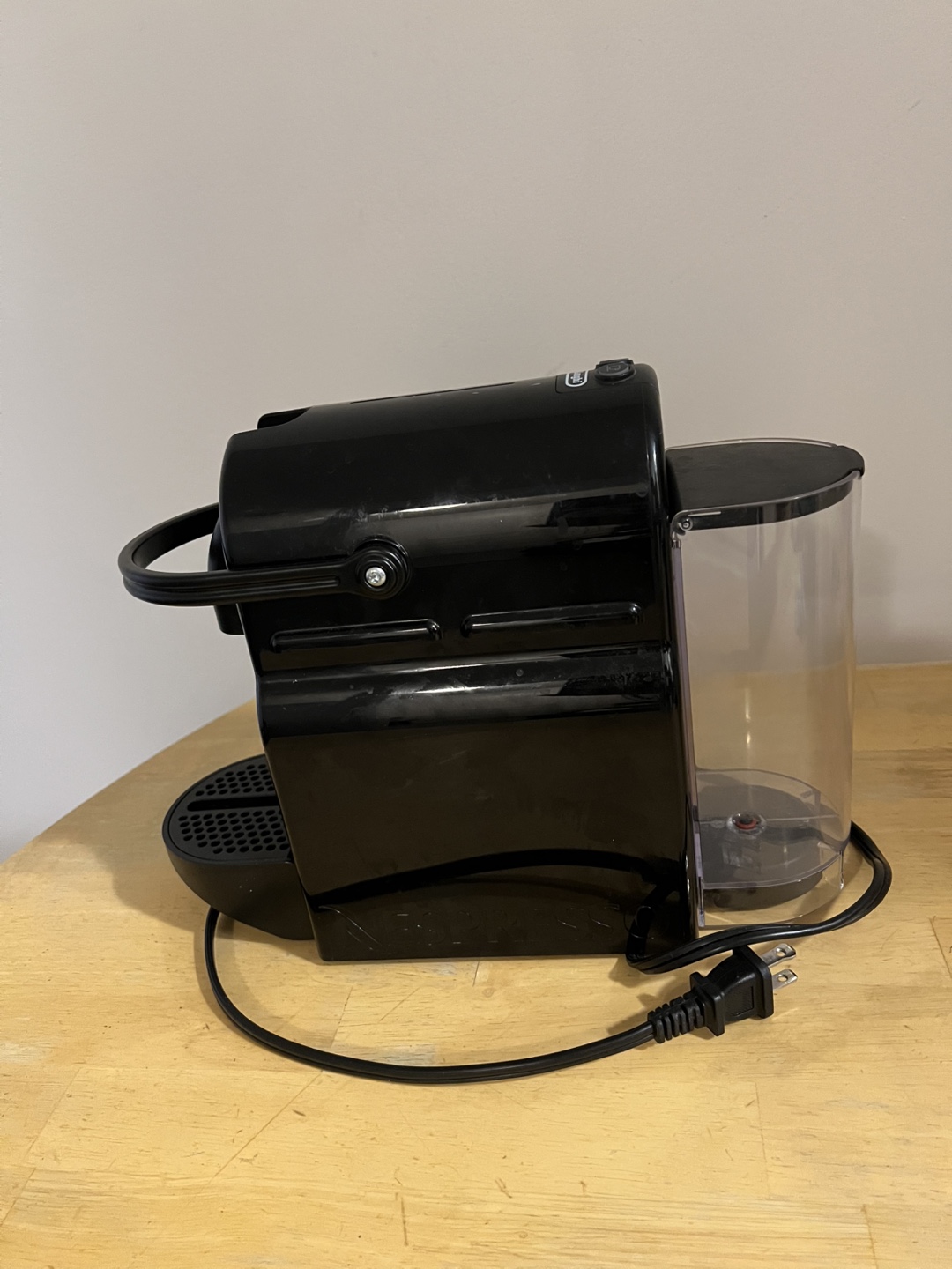 Nespresso Coffee Machine - photo 2
