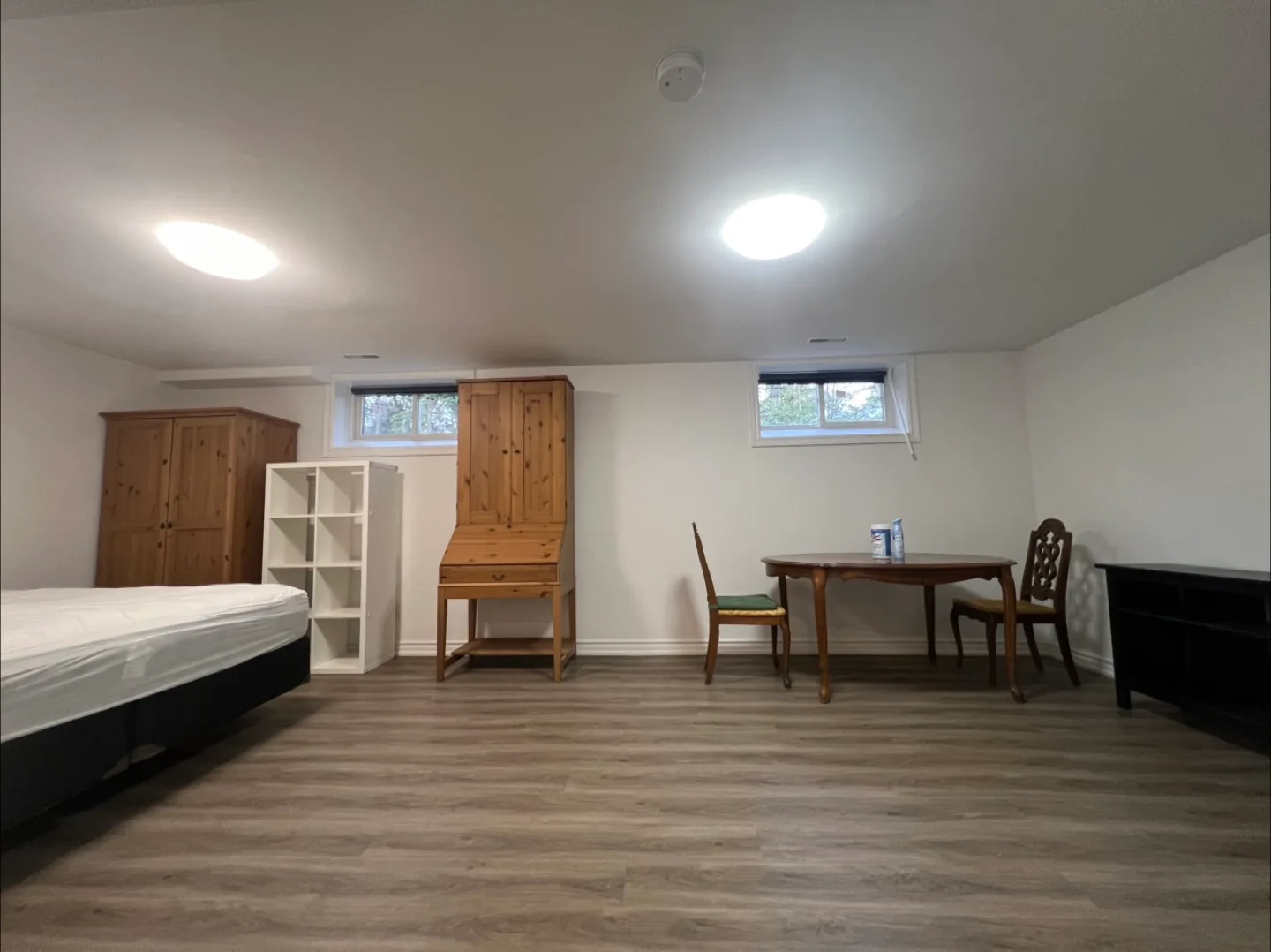 Pine wood Cabinet thumbnail
