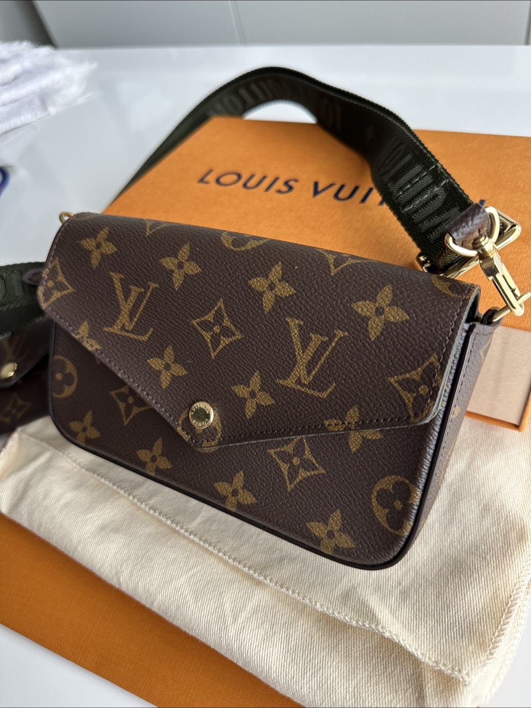 Louis Vuitton Monogram Felice Strap & Go - photo 3