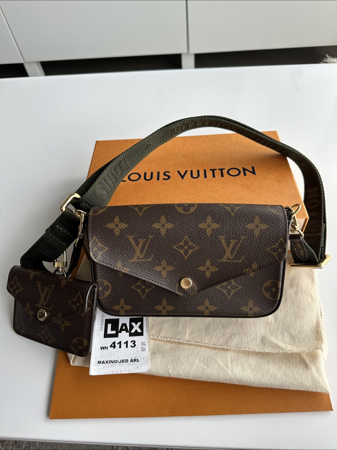 Louis Vuitton Monogram Felice Strap & Go