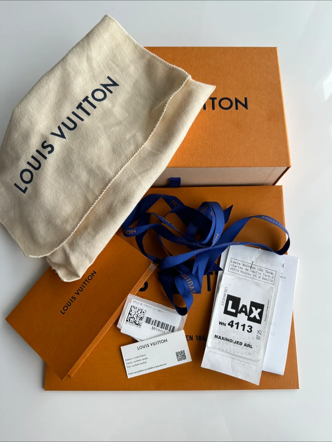 Louis Vuitton Monogram Felice Strap & Go image indicator(5)