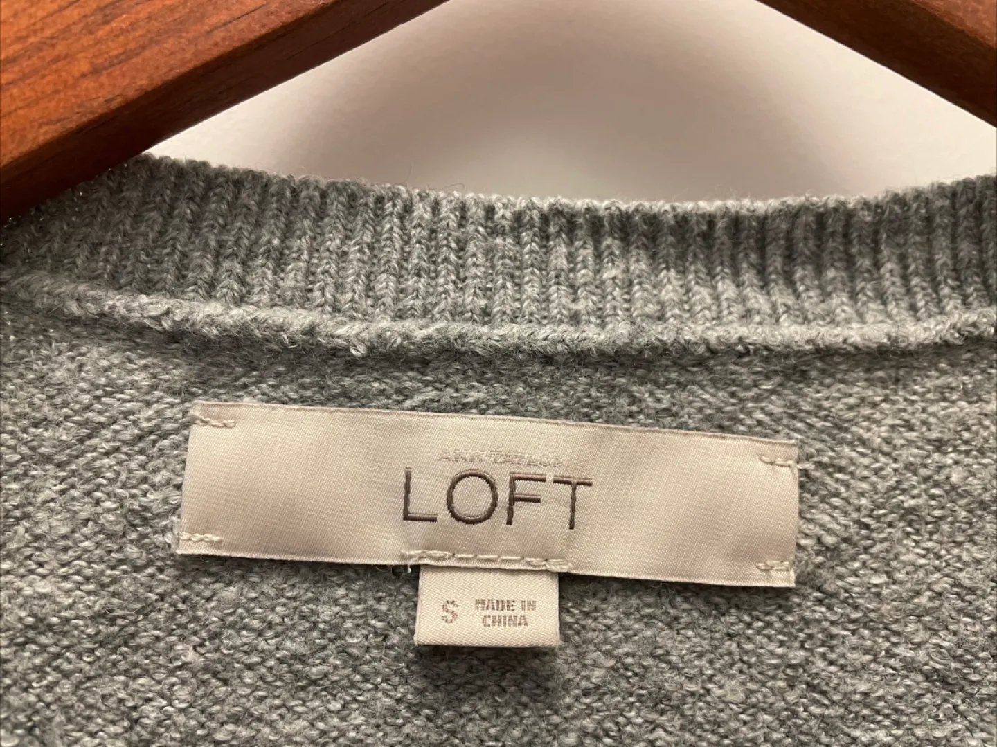 LOFT Grey Sweater - S image indicator(4)