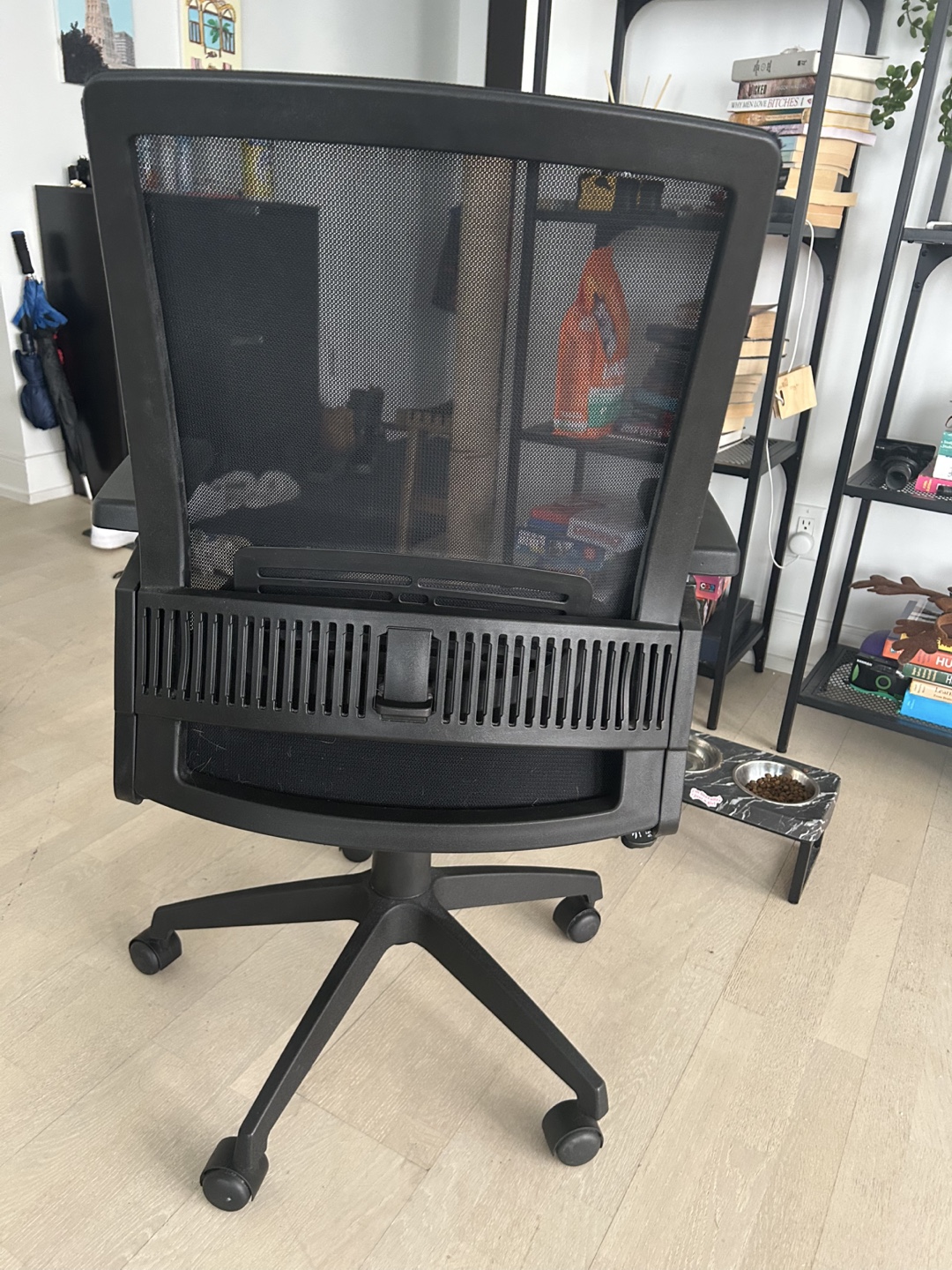Black Office Chair - photo 2