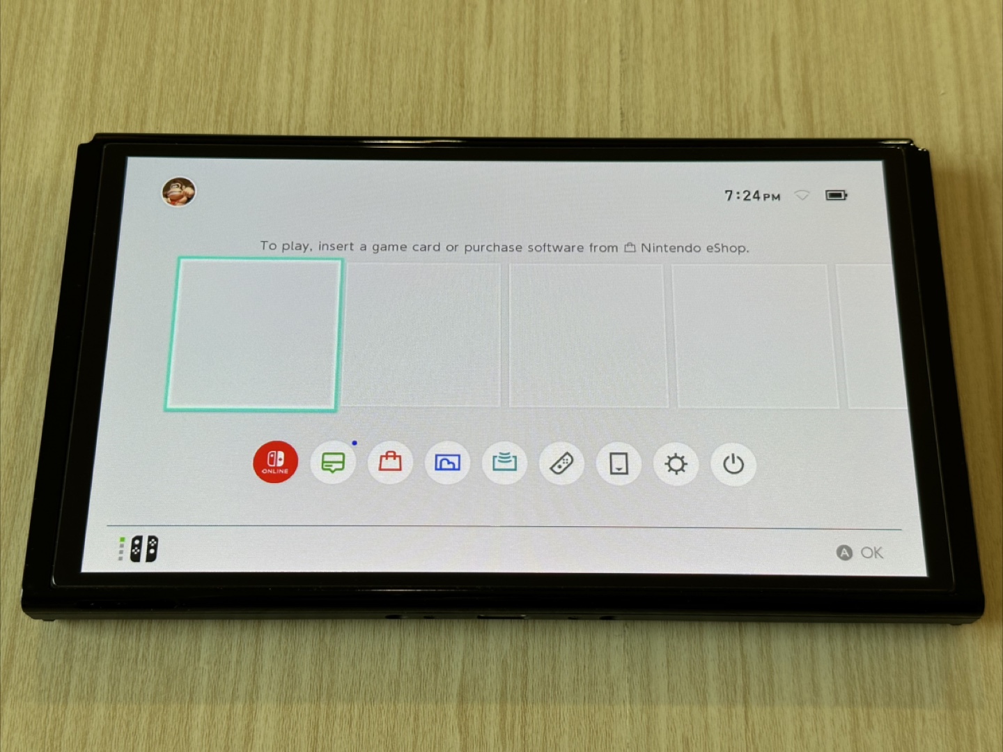 Nintendo Switch OLED – Premium Bundle – Excellent Condition - photo 5