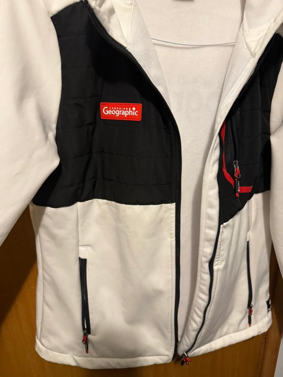 I’m Geographic Jacket image indicator(6)