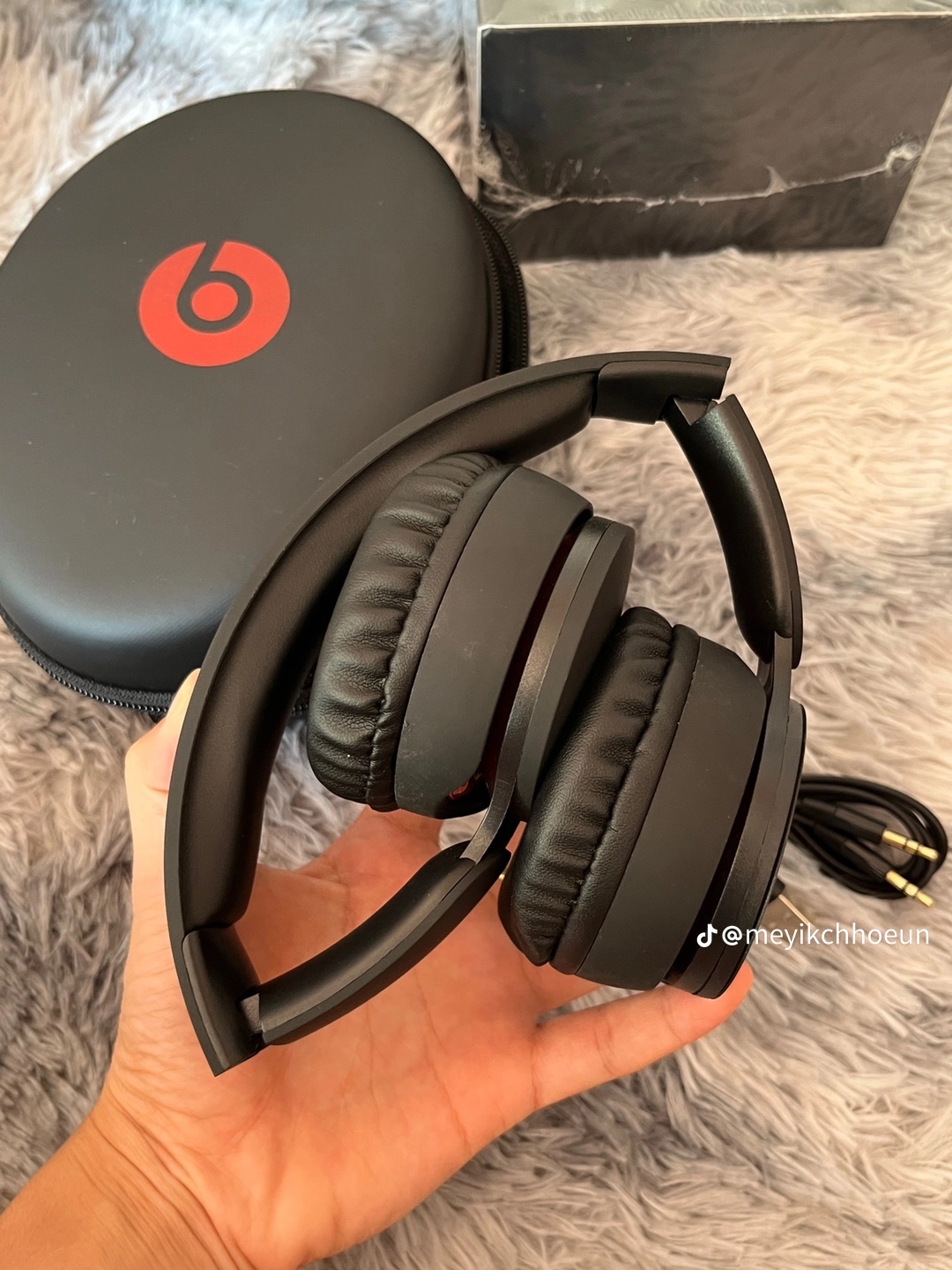 Beats Solo Pro Wireless Headphones - photo 2