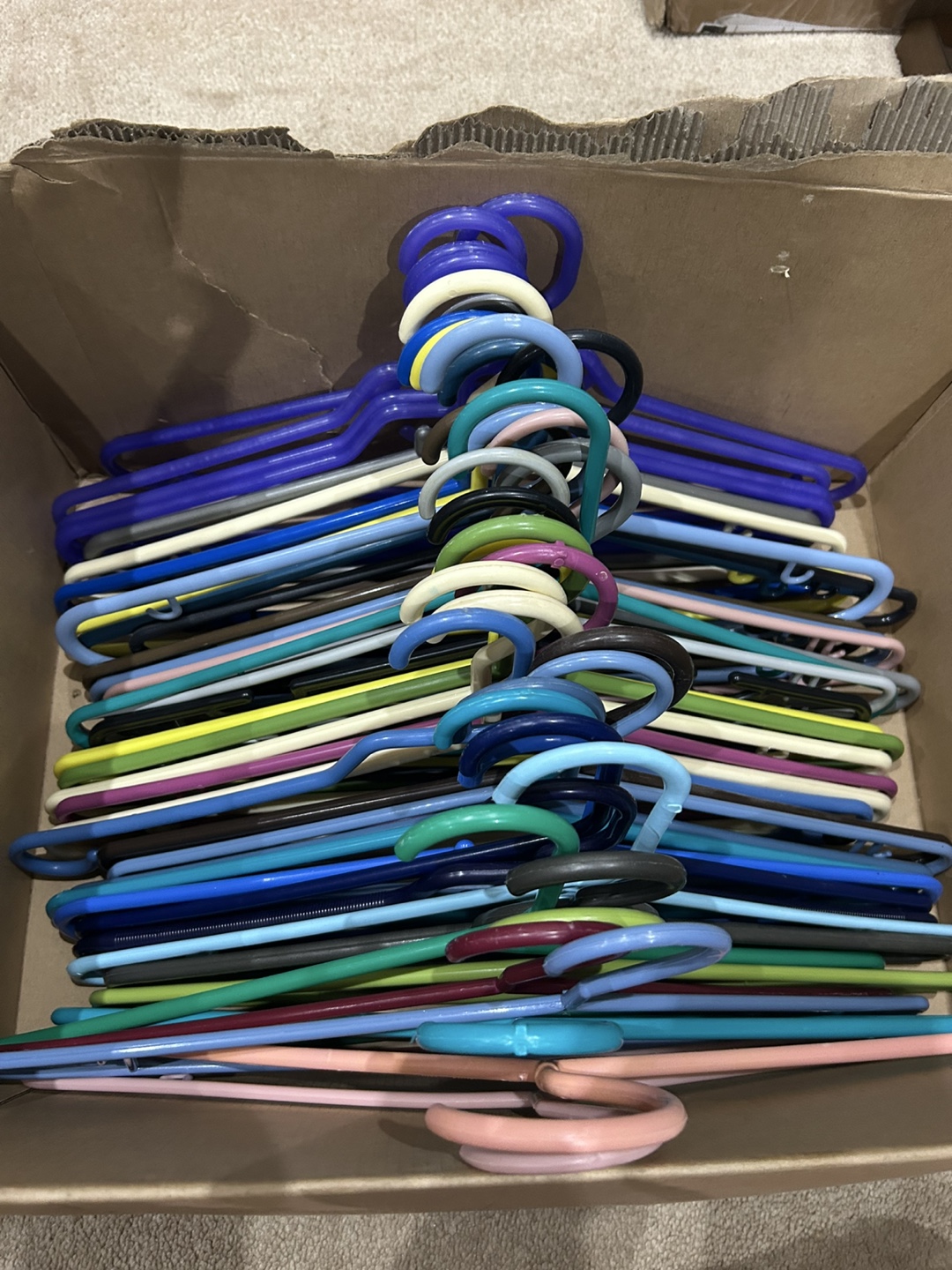 40 big Plastic Hangers