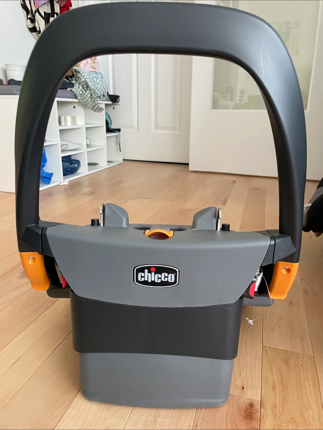 Chicco keyfit 35 car seat BASE (fits both keyfit 30 and 35) image indicator(3)