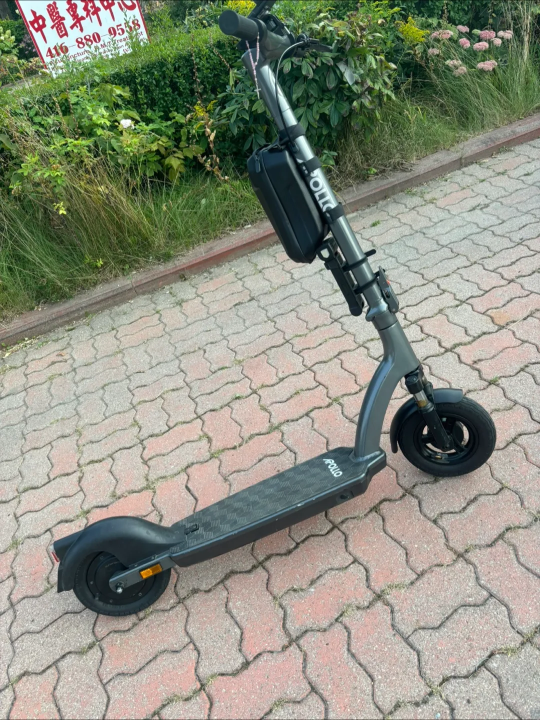Apollo Air Electric Scooter thumbnail