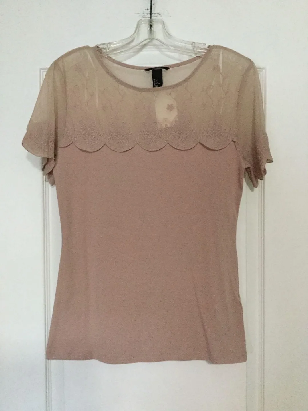 H&M Blush Pink Lace Detail Top - Size M thumbnail