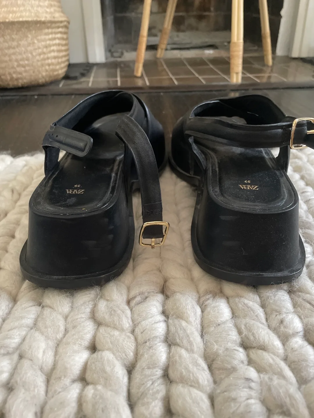 Zara Flatfrom Sandals 39 image indicator(3)