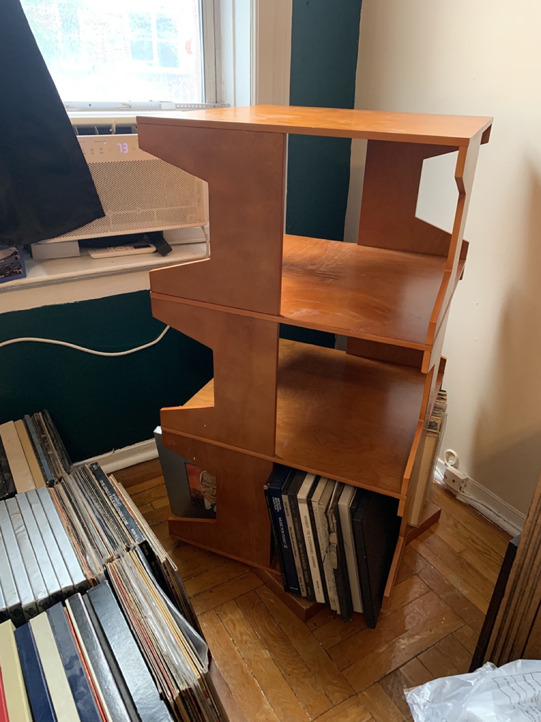 Rotating LP Record Storage Tower - photo 2